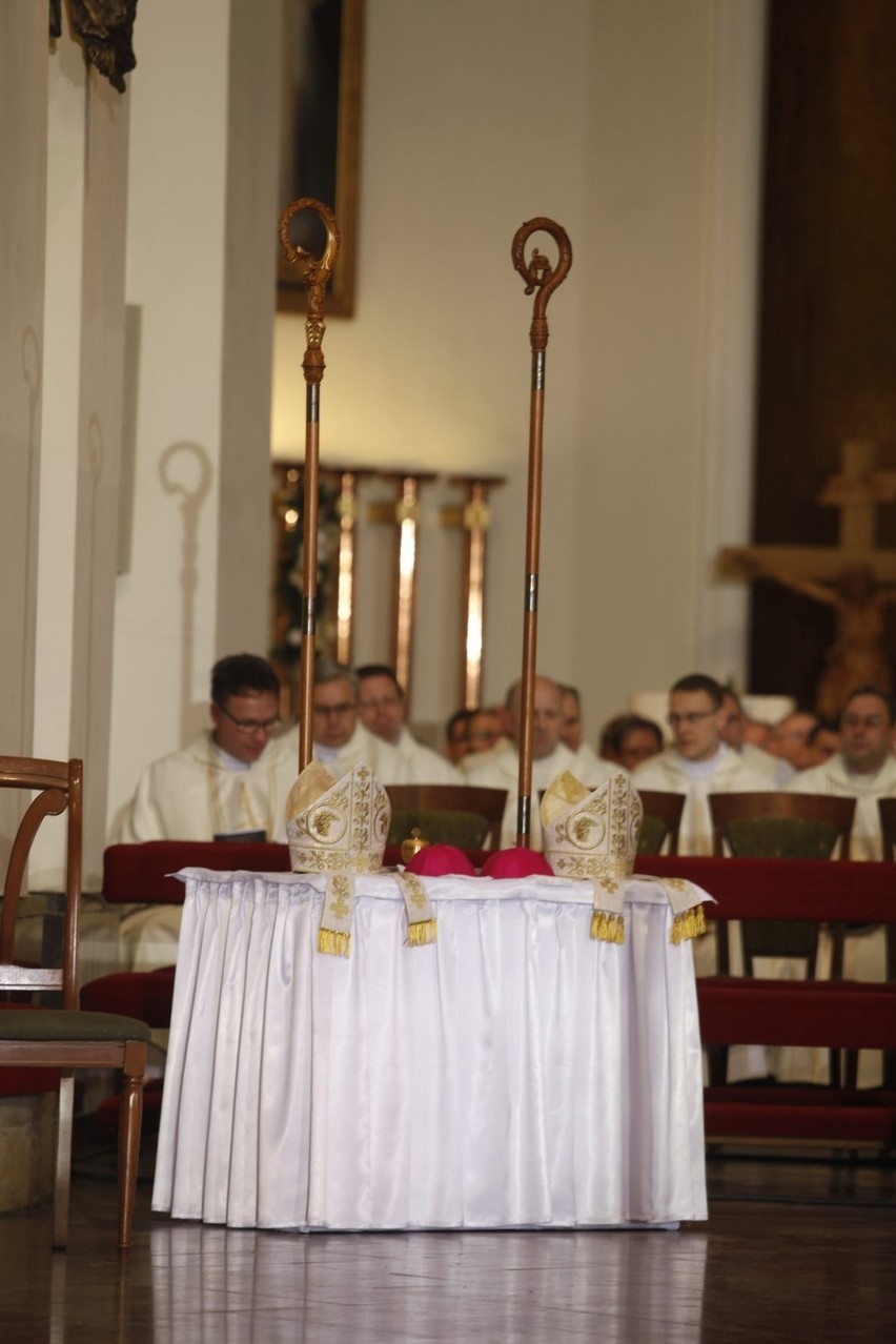 Księża Marek Szkudło i Adam Wodarczyk stali się tym samym...