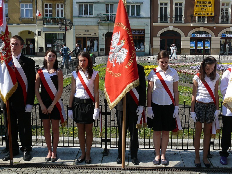 Kalisz: Uroczyste obchody 221. rocznicy uchwalenia Konstytucji 3-go Maja. ZDJĘCIA