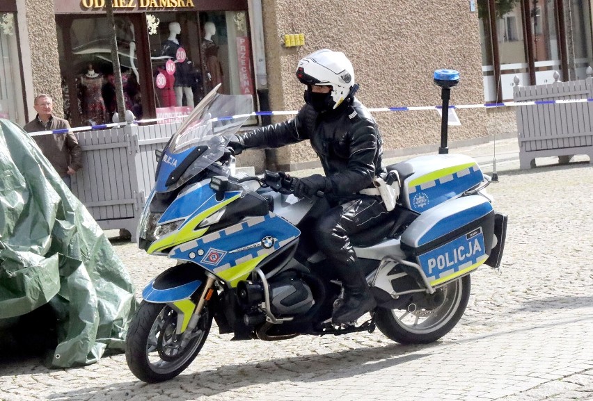 Wypadek na legnickim rynku! Na szczęście to tylko pokaz, zobaczcie zdjęcia