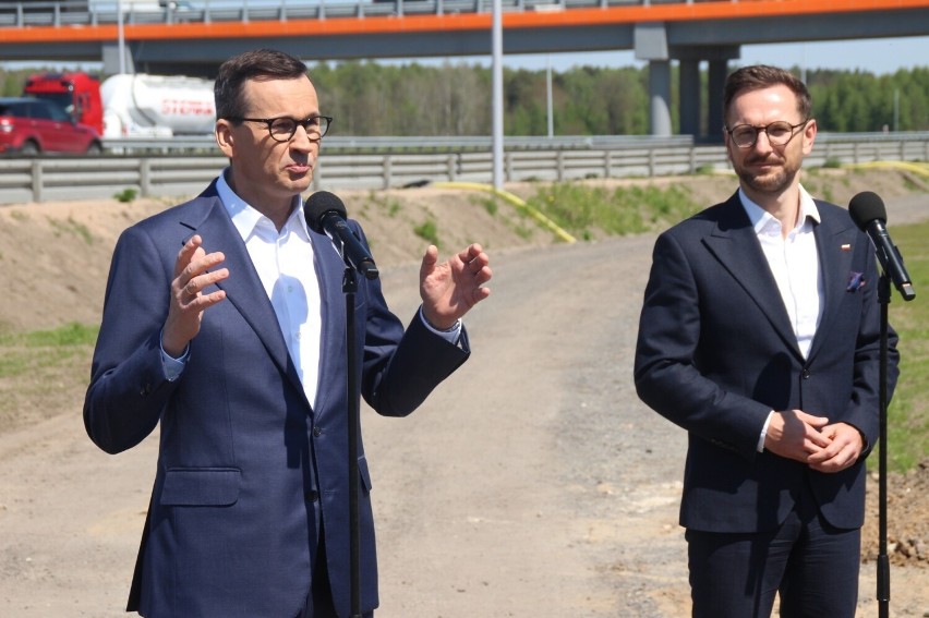 W Kamieńsku premier Mateusz Morawiecki otworzył oficjalnie...