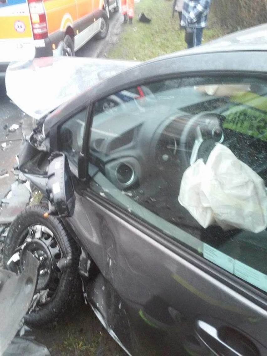 Komorowo: wypadek z udziałem dwóch aut