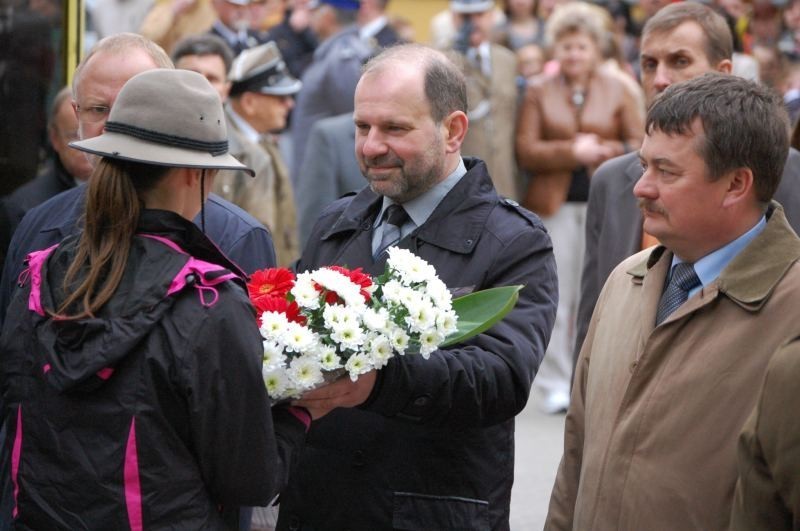 Kwidzyn: Przemarsz ulicami miasta i wspólne śpiewanie pieśni patriotycznych z okazji Święta 3 Maja