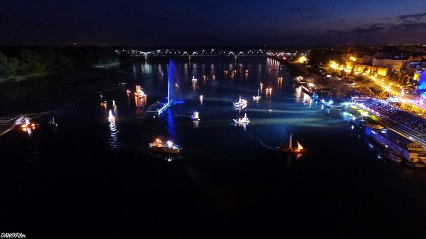 Festiwal Wisły w Toruniu z lotu ptaka [ZDJĘCIA]