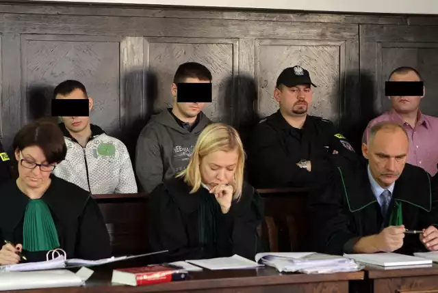 Skazani mężczyźni są mieszkańcami Łowicza. Wyrok w tej sprawie jest nieprawomocny