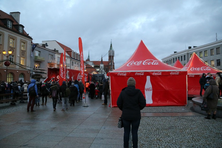 Kultowa ciężarówka i świąteczne atrakcje w Białymstoku