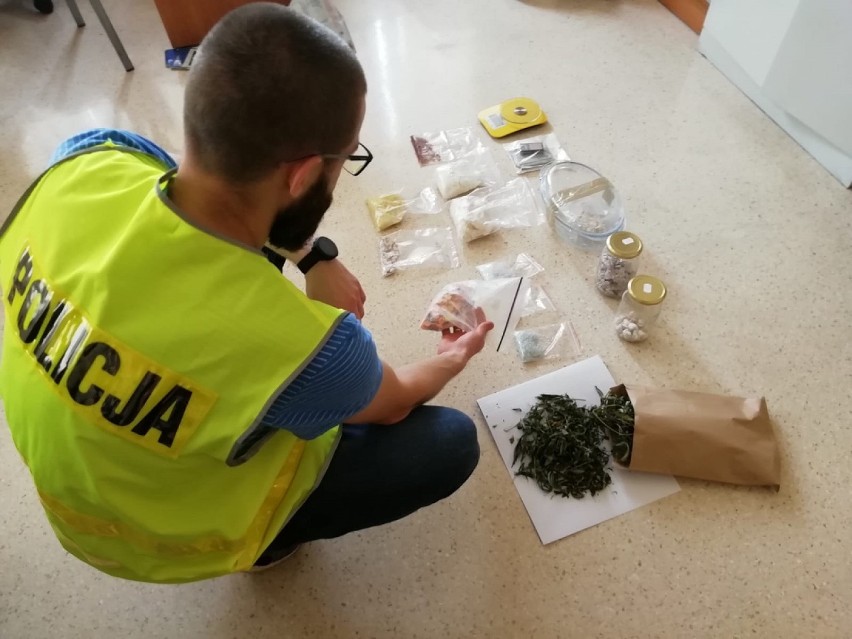 Zduńskowolscy policjanci udaremnili produkcję narkotyków w gminie Zadzim