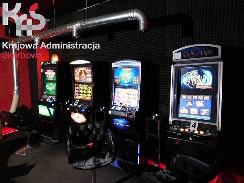 Pomorskie. Nielegalne automaty do gier hazardowych skonfiskowane. Zarzuty dla siedmiu osób