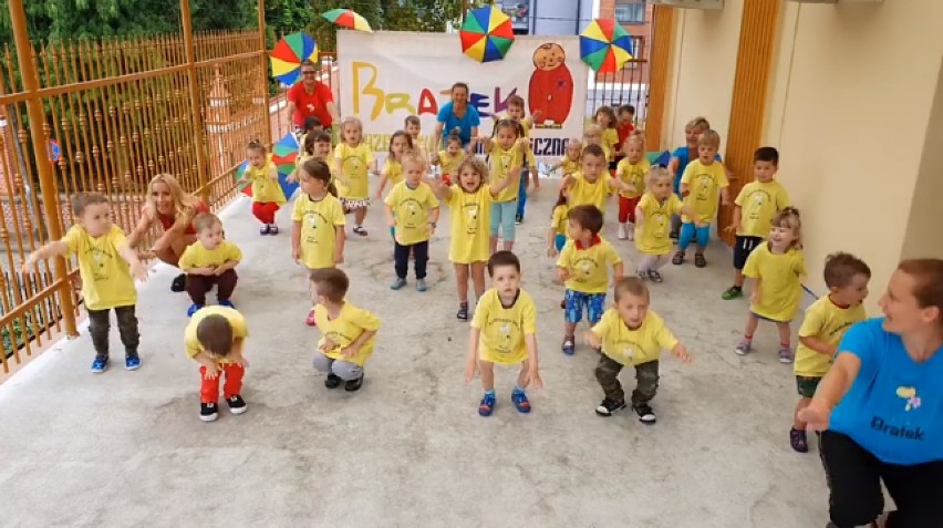 Malbork. Przedszkola w #GaszynChallenge. Zobacz, jak maluszki robią przysiady w szczytnym celu