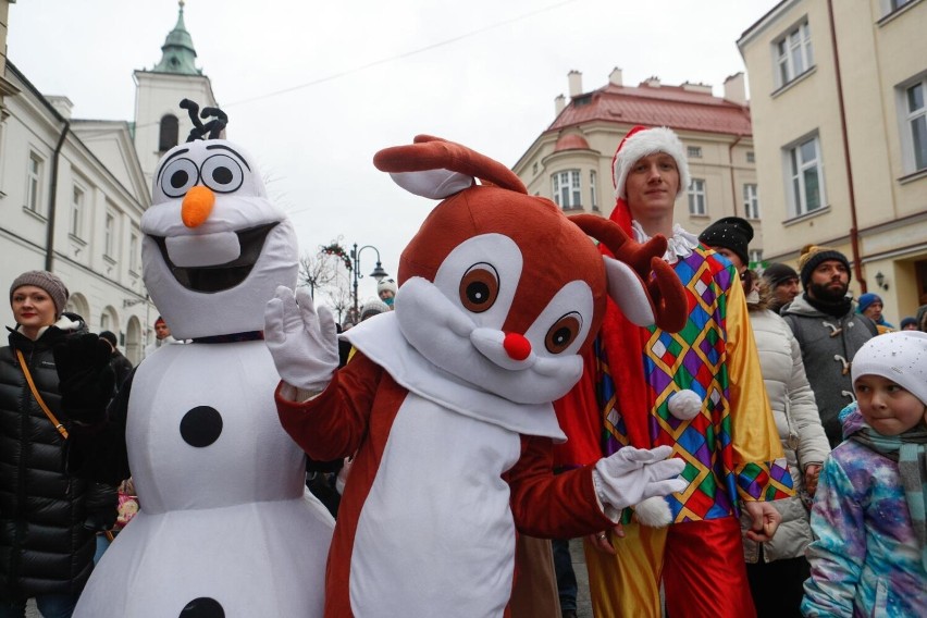 Mikołaj zawita do Świątecznych Miasteczek, na Rynek, do galerii handlowych. Sprawdź, kiedy go spotkać na Podkarpaciu