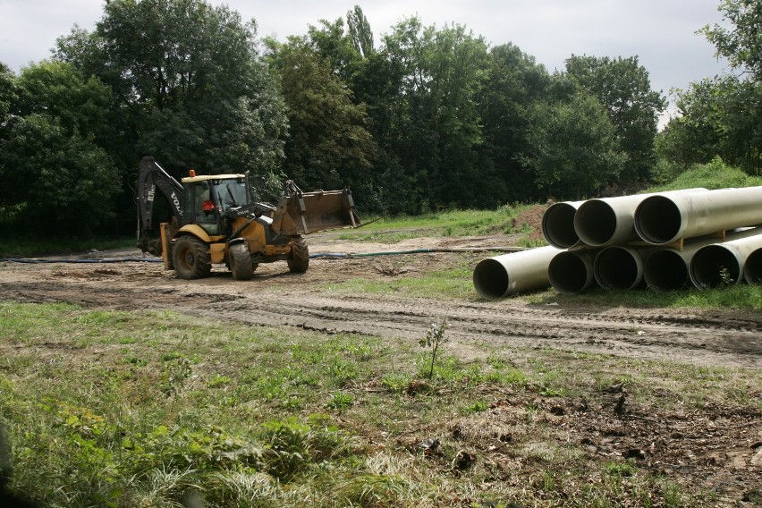 Budowa zbiorczej drogi południowej w Legnicy (ZDJĘCIA)