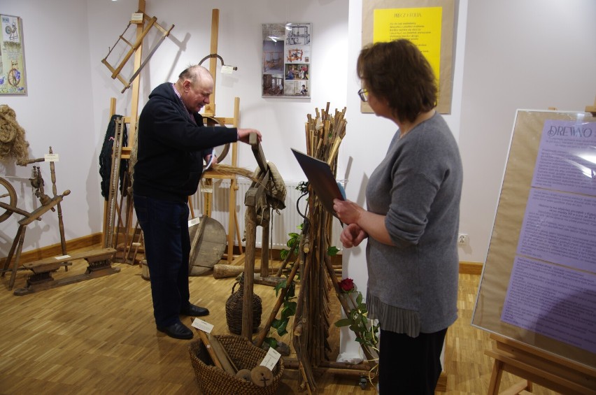„Drewniane Podlasie”. Wystawę można oglądać do końca lutego w Bielskim Domu Kultury