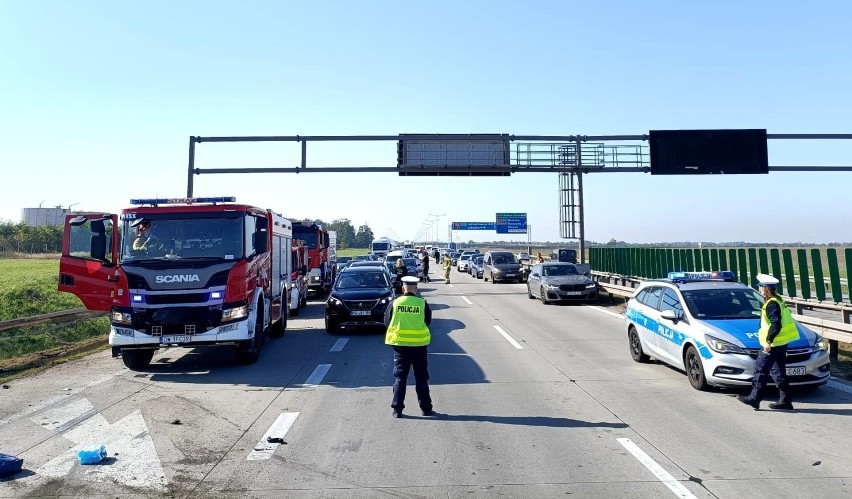 W wyniku wypadku autostrada A4 pod Wrocławiem jest...