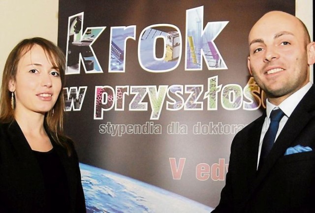 Stypendyści "Krok w przyszłość" - Justyna Walczak z UMK i Marek Doering z UTP - prowadzą przede wszystkim badania dla przemysłu