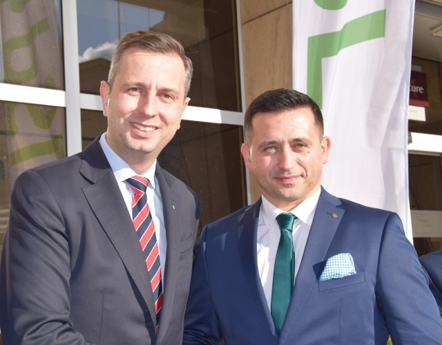 Stanisław Rakoczy nie jest już prezesem PSL w regionie. Jego miejsce zajął Marcin Oszańca (z prawej). W Opolu w sobotę (6.11) odbył się wojewódzki zjazd sprawozdawczo-wyborczy Polskiego Stronnictwa Ludowego. Gościem był szef ludowców w kraju Władysław Kosiniak-Kamysz.