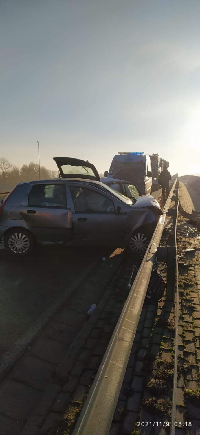 Wypadek dwóch samochodów w Szynychu w powiecie grudziądzkim