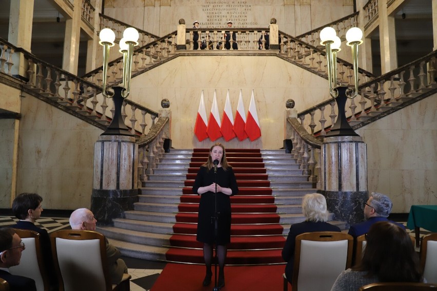 Wojewoda śląski Jarosław Wieczorek wraz z Doradcą...