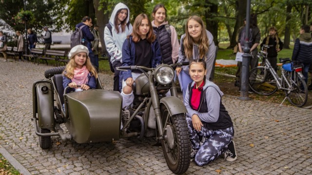 W ramach festynu w Solankach otwarto wystawę "Inowrocław w 20-leciu międzywojennym"