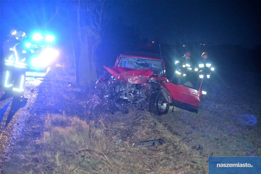 Wypadek w powiecie włocławskim. Kierowca nissana był pijany?! [zdjęcia]