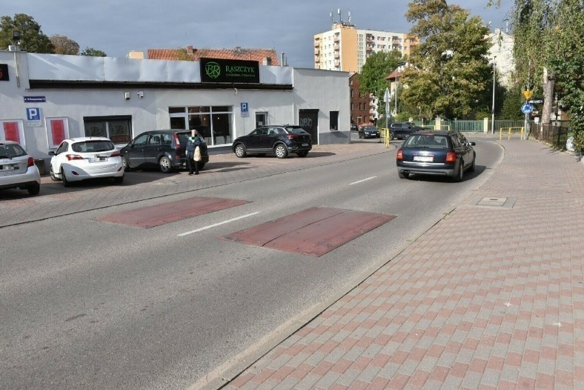 Progów zwalniających w Malborku kierowcy nie lubią chyba bardziej niż dziur w ulicach. Jest szansa na demontaż tych przeszkód pod kołami?