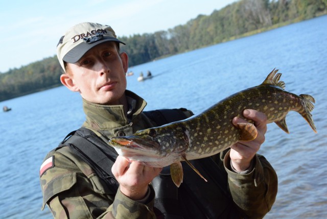 Jeziora Gorzyńskie, Gorzyckie, Tuczno Wielkie, Tuczno Małe, Środkowe, Winnagóra i Staw Muchocin - czekają na wędkarzy. Na wodach tego pierwszego co roku odbywają się ciekawe zawody wędkarskie (zdjęcia z 2018 roku).