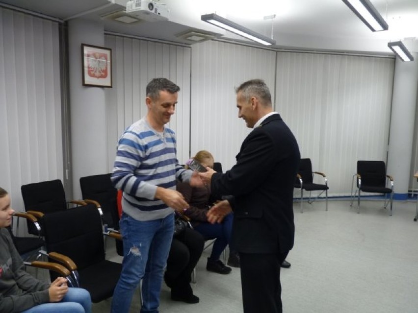 Znamy laureatów konkursu Komendy Powiatowej Państwowej Straży Pożarnej w Lublińcu, którzy wygrali cyfrowe czujniki tlenku węgla ZDJĘCIA