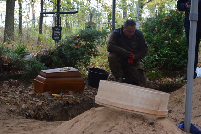 Z kocborowskiego cmentarza ekshumowano szczątki Zygmunta Michalskiego, więźnia obozu koncentracyjnego