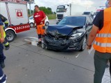 Groźnie wyglądający wypadek na autostradzie A4 pod Wrocławiem. Osobówka zderzyła się z karetką (ZDJĘCIA)