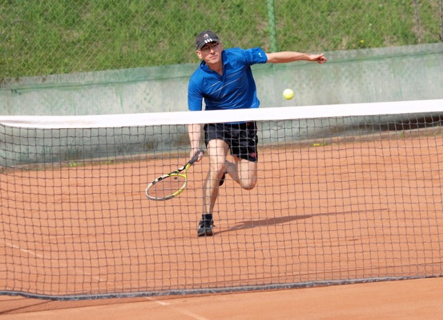 Dwudniowe otwarte mistrzostwa Świecia w tenisie ziemnym zainaugurowały sezon '2016 na kortach KS "Wda". Mężczyźni grali w singla i debla, a kobiety tylko w debla.