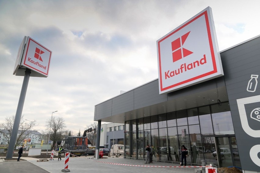 Kaufland przejmuje trzy placówki Tesco od 1 lutego 2020 roku...