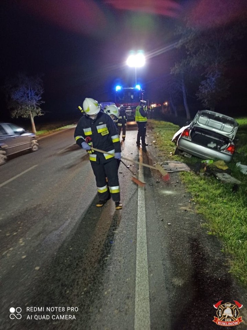 Wypadek samochodu na drodze krajowej nr 36 w Kuklinowie [ZDJĘCIA]