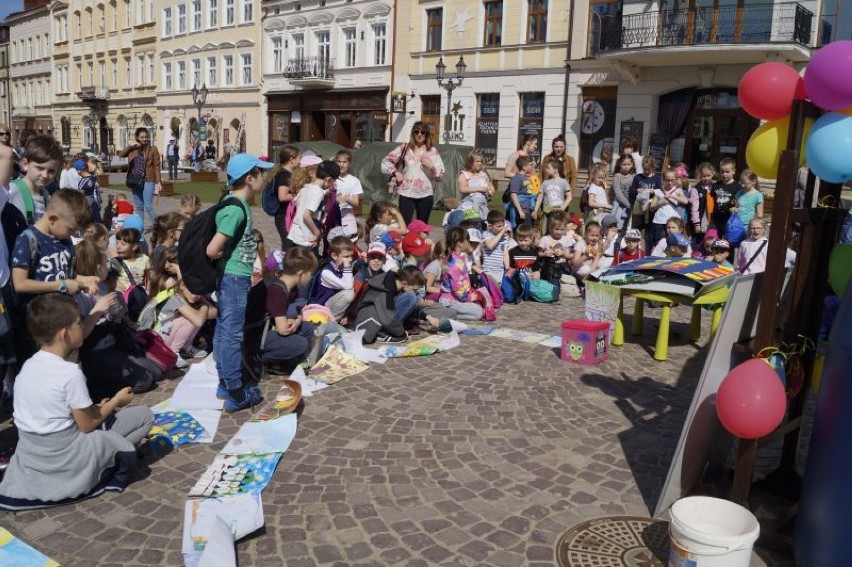 Czy Rekord Guinnessa padnie w Rzeszowie?  Kolejna edycja akcji Wojewódzkiej i Miejskiej Biblioteki Publicznej w Rzeszowie