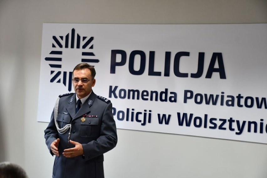 Święto wolsztyńskich policjantów.  Były awanse, medale i wyróżnienia