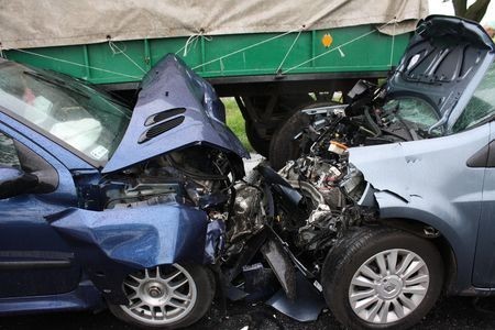 Wypadek w Ruchocicach - zderzyły się 4 auta.