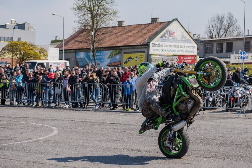 Tak wyglądało otwarcie sezonu motocyklowego w Tarnowie w...