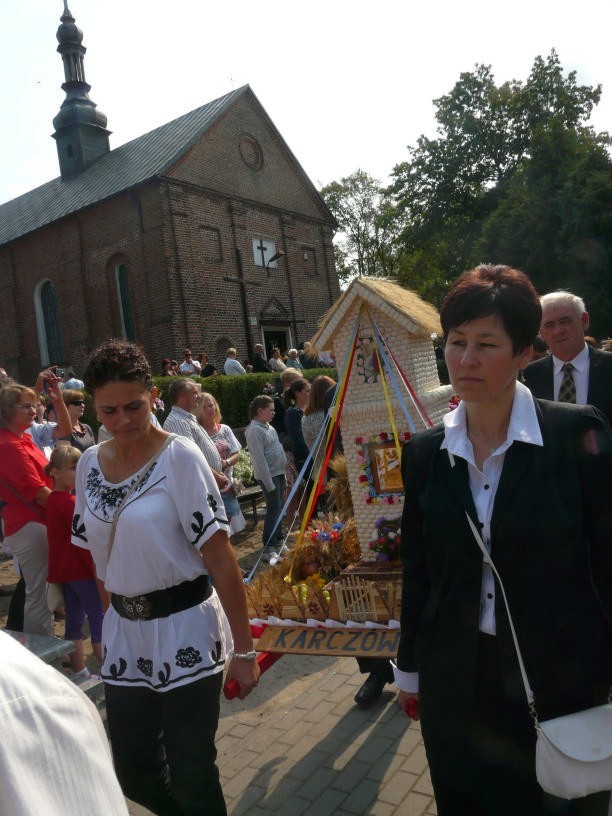 Dożynkowy turniej sołectw (zdjęcia)