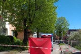Elbląg. 84-letnia kobieta śmiertelnie potrącona przez śmieciarkę na ul. Cichej w Elblągu (7.05.2020). Okoliczności wypadku badają służby