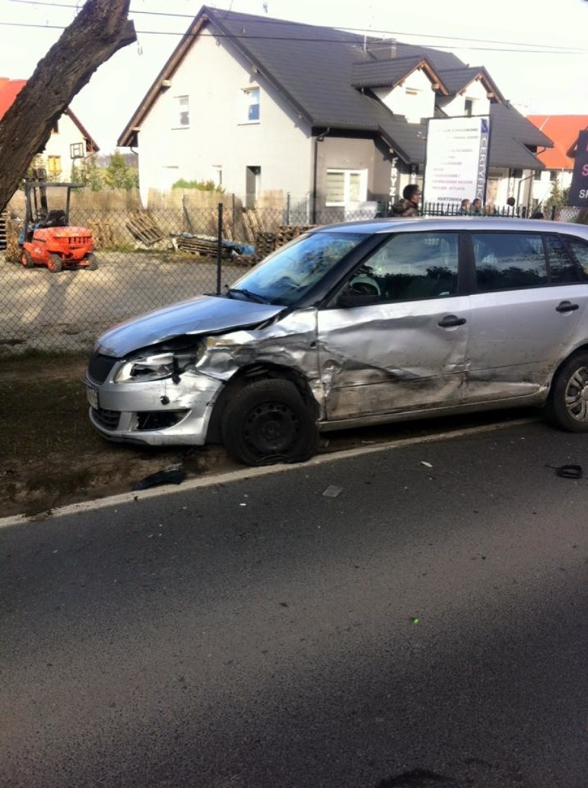 Wypadek na Głuszynie: Pijany Kierowca, cztery osoby ranne [ZDJĘCIA]