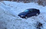 Niebezpieczne warunki drogowe w powiecie lublinieckim. Policja apeluje o ostrożność