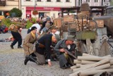 Skierniewiczanie w Powstaniu Warszawskim. Rekonstrukcja na skierniewickim Rynku ZDJĘCIA