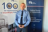 Funkcjonariusz ZK w Gębarzewie w czasie wolnym pomógł zatrzymać więźnia, który nie wrócił z przepustki do więzienia