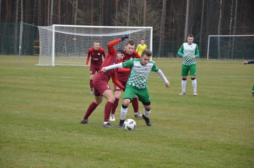 IV liga. Wikęd Luzino przegrał u siebie z Jaguarem Gdańsk. O punkty walczyli też Stolem Gniewino i Orkan Rumia [ZDJĘCIA]