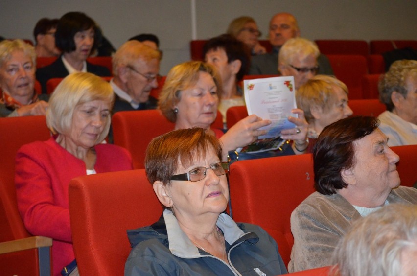 Głogowscy studenci trzeciego wieku rozpoczęli kolejny akademicki rok