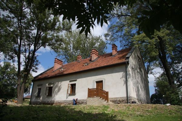 Dworek w Korzennej odzyskał blask [ZDJĘCIA]