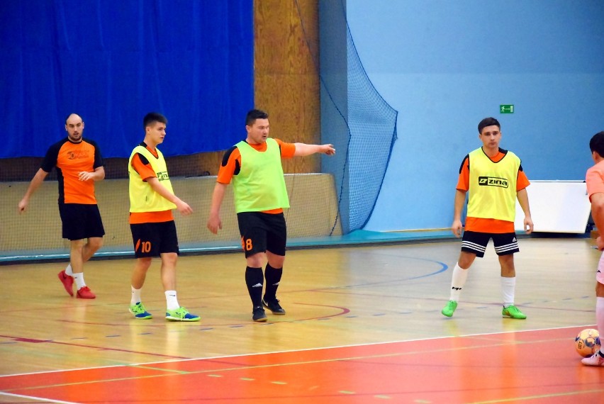 Pilska Liga Futsalu: Drużyna Szafy stała się postrachem dla faworytów. Najlepsze zespoły straciły z nią punkty. Zobaczcie zdjęcia