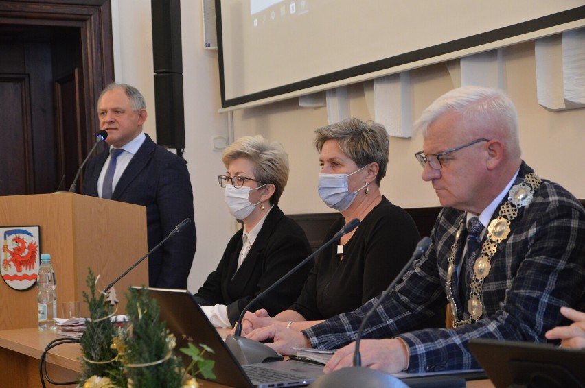 Radni z Miastka złożyli wniosek o zwołanie referendum w sprawie odwołania Danuty Karaśkiewicz z funkcji burmistrz Miastka