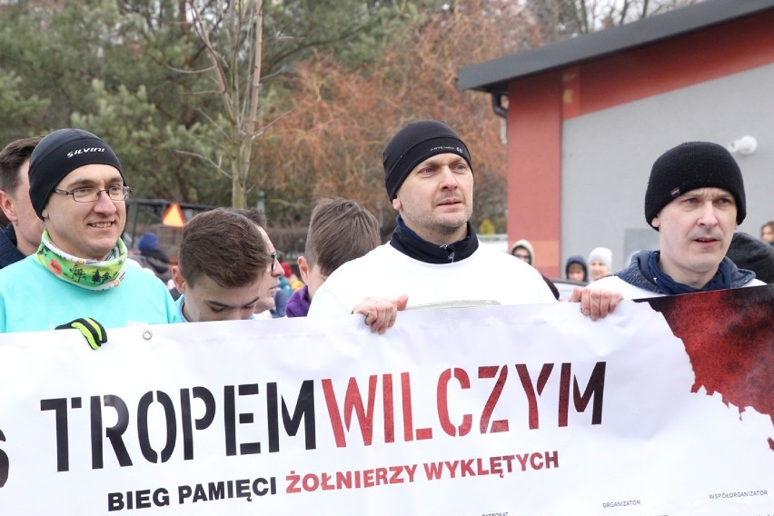 Bieg Tropem Wilczym 2020 w Kraśniku. Mieszkańcy uczcili pamięć Żołnierzy Wyklętych. Zobacz galerię zdjęć