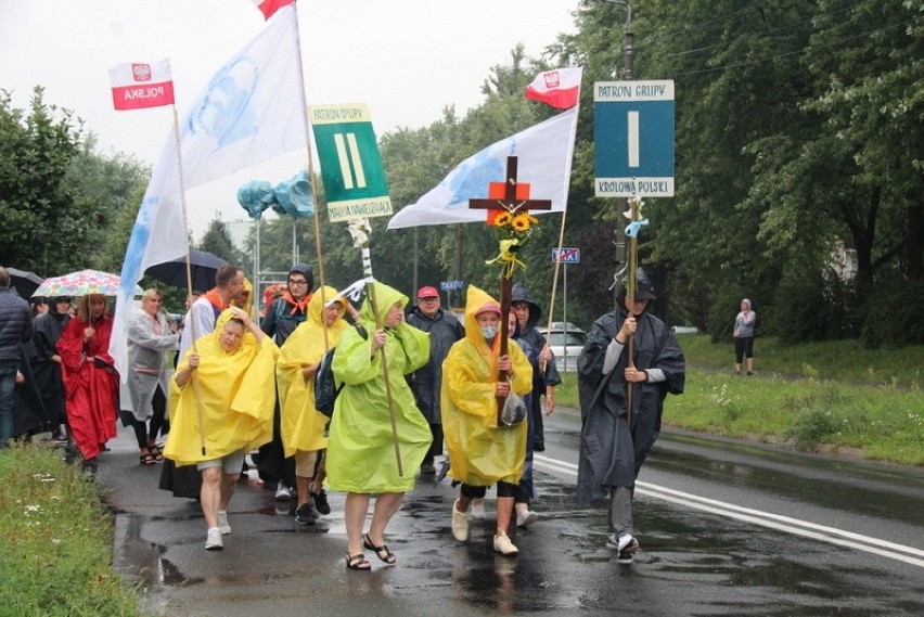 W poniedziałek 23 sierpnia z Będzina na Jasną Górę wyruszyła...