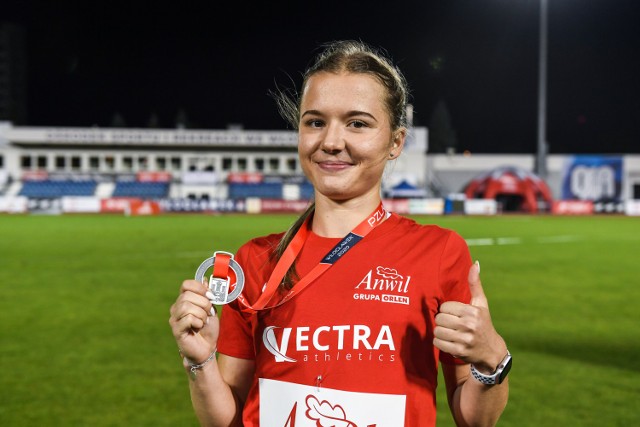 Klaudia Kazimierska znakomicie pobiegła we Włocławku. Zdobyła srebrny medal Mistrzostw Polski.