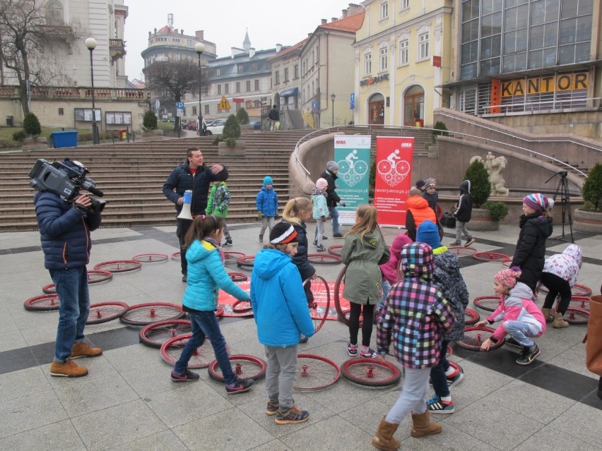 Bielsko-Biała: Fundacja Ekologiczna Arka rozpoczęła akcję Rower Pomaga [ZDJĘCIA]