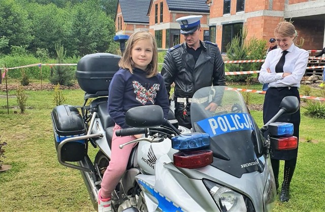 Na Pikniku Rodzinnym na Zaborzu jego uczestnicy mogli poznać specyfikę pracy policjantów